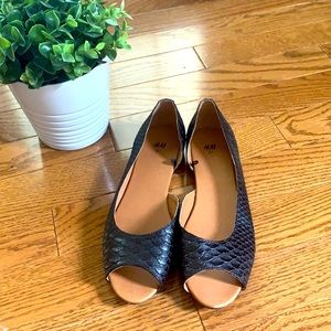 H&M open toe flats